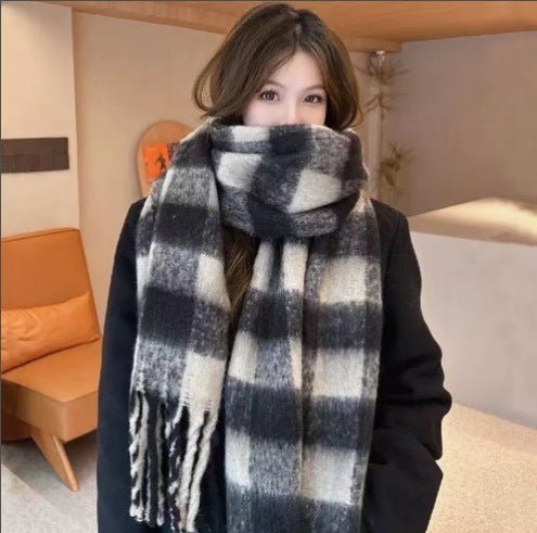 Versatile Thickened Trendy Tassel Neck Warmer In The Maillard Style